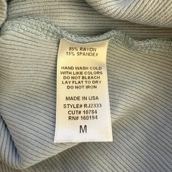 NWOT By Together Every Layer Top Ribbed Mock Neck Women's Medium Light Blue - Picture 11 of 11